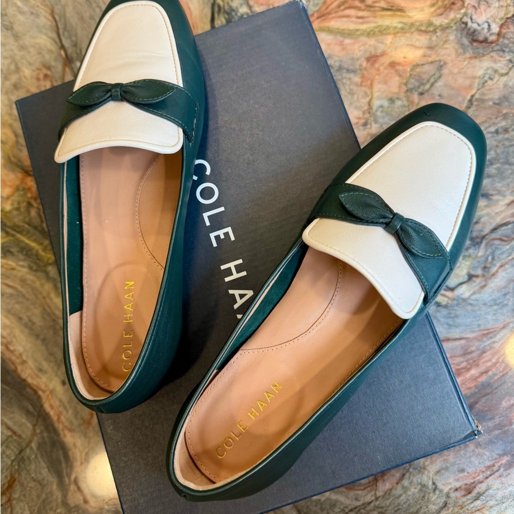 Cole Haan Women's Green and Cream Loafers